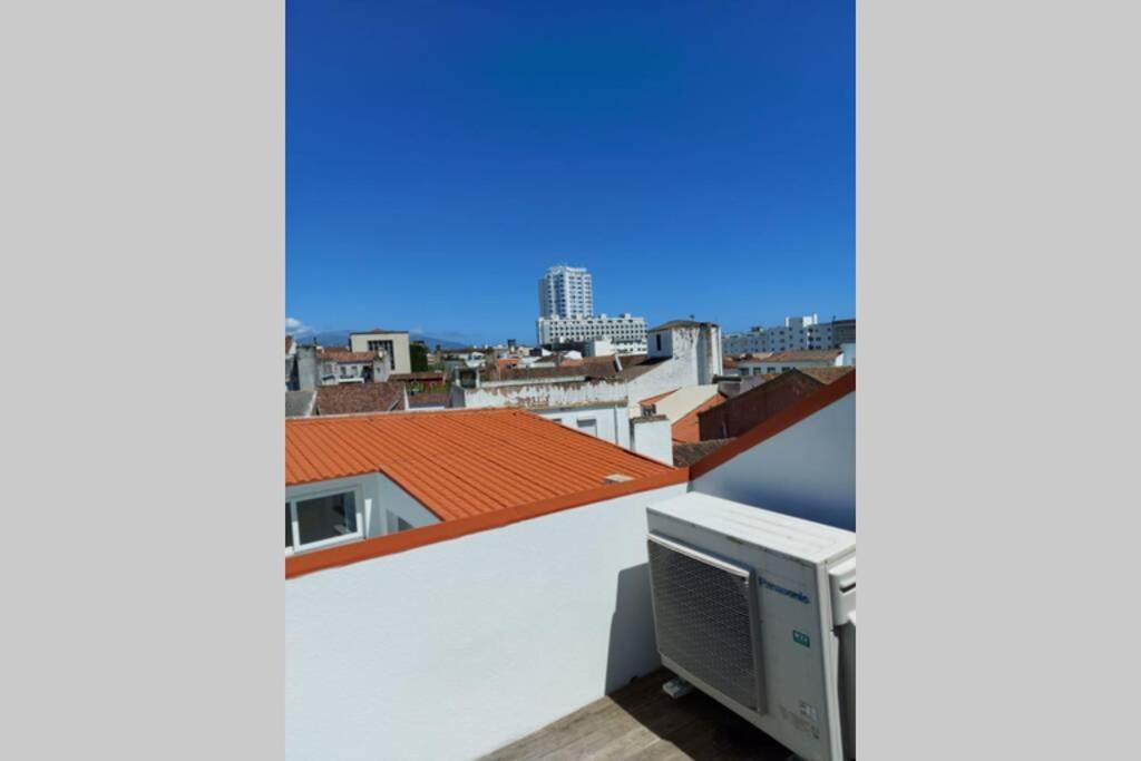 Azorean Flats V Heart Of Ponta Delgada - Centro Екстериор снимка